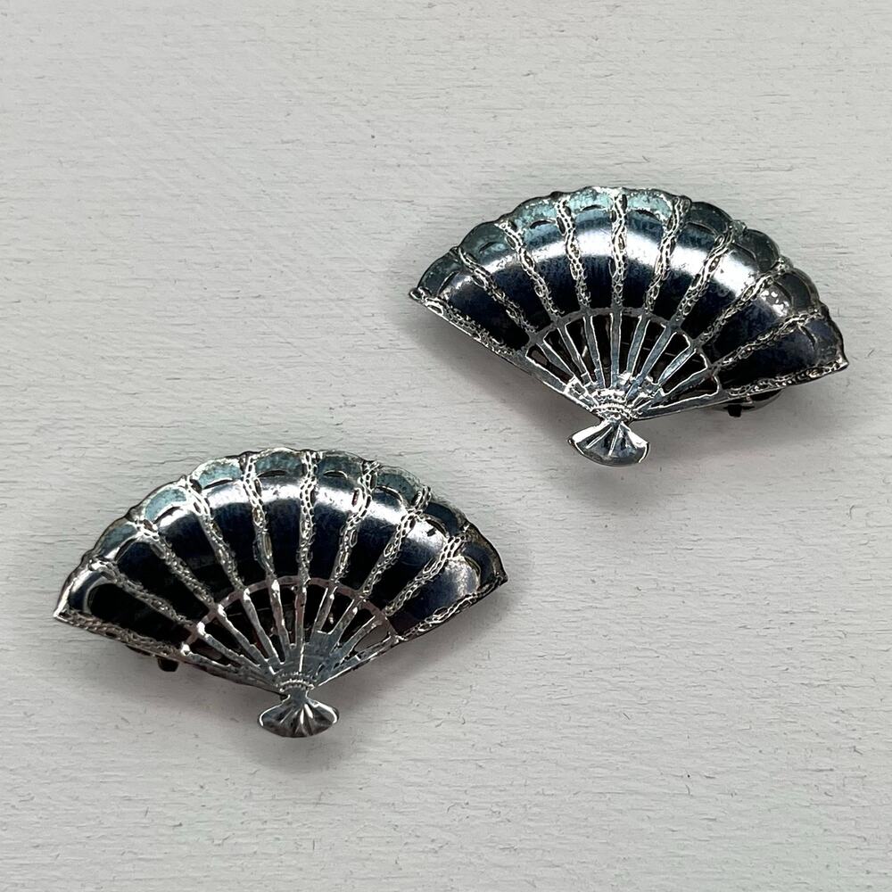 Vintage Siam Silver Filigree Black Enamel Fan Clip On Earrings Mid Century
